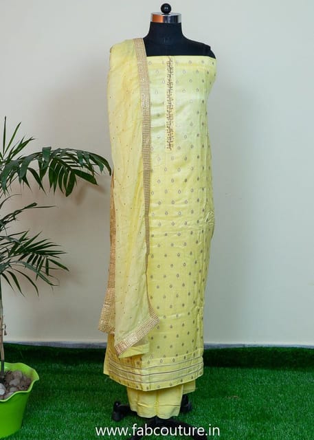 Monga Jacquard Suit Set with Shantoon Bottom and Chiffon Heat Set Dupatta with embroidered border